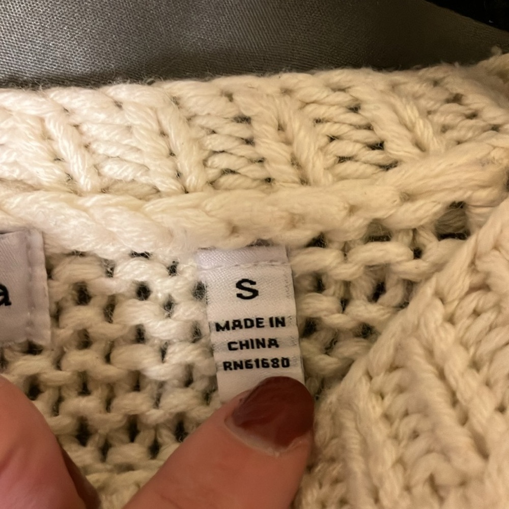 Sweater - Picture 7 of 7